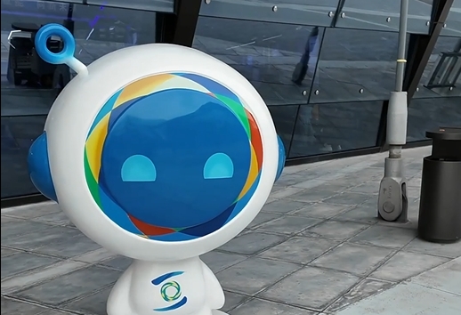 智能穿戴设备加身，记者秒变大力士！