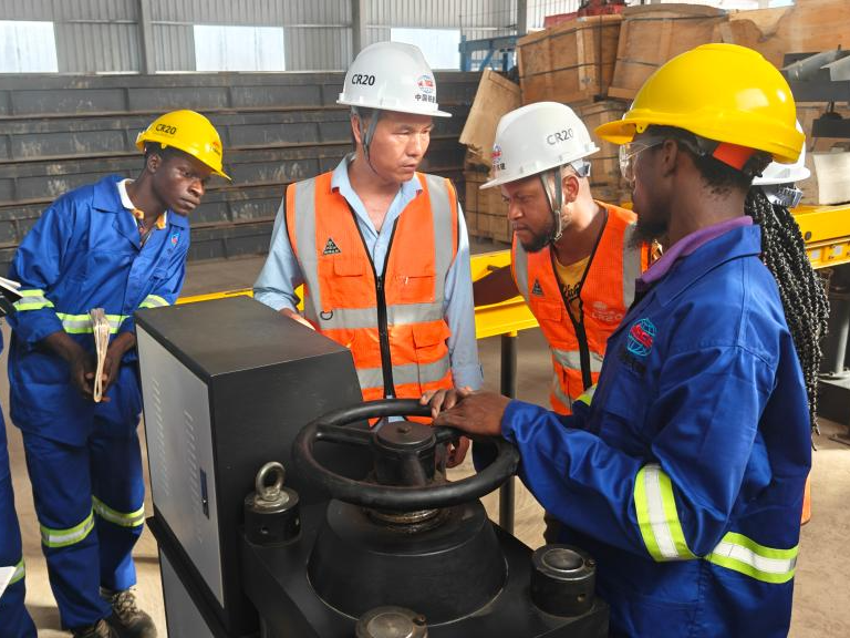 通讯｜从课堂到工地，马拉维学生走进中国企业学技术
