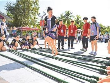 “一家人共享体育乐趣”