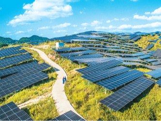 中国大力实施可再生能源替代行动（锐财经）