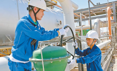 中企助力伊拉克老油田焕发新活力（国际视点）