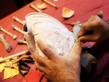 跨越山海 意大利贝雕艺术闪耀进博会