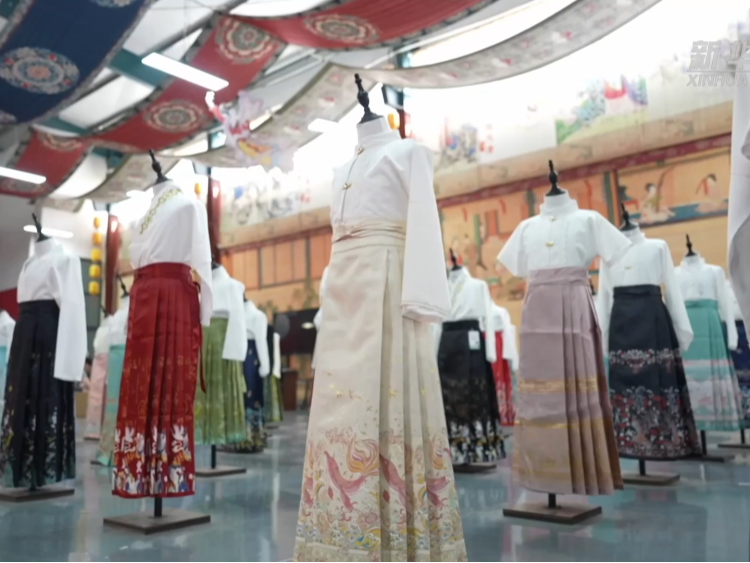 文化中国行·这才叫国潮｜一条马面裙里的千年风华