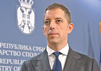 “在推进现代化过程中开展更多合作”