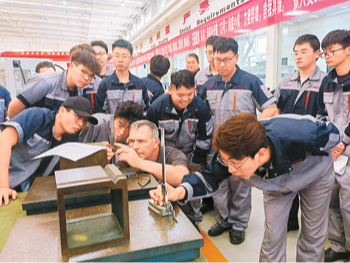 市场需求在哪里，教学发力点就在哪里