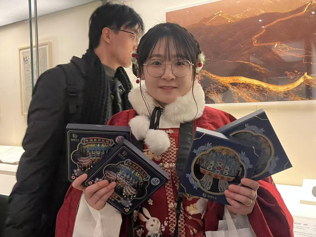 文化中国行｜这届年轻人爱逛博物馆，国博35岁以下观众超六成