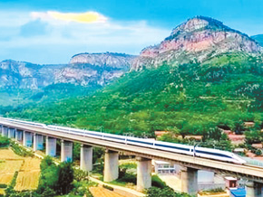 风驰电掣 天涯咫尺（2024年终系列报道·科技篇③）