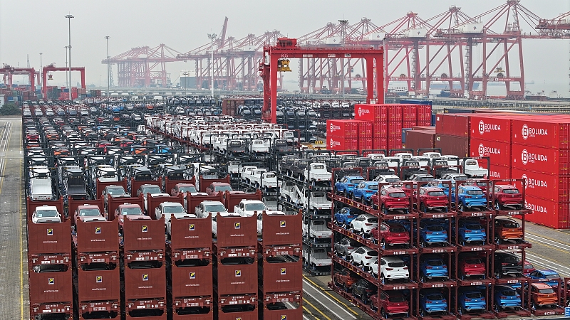 海外网评:“小院高墙”挡不住中国电动汽车“跑得更快”