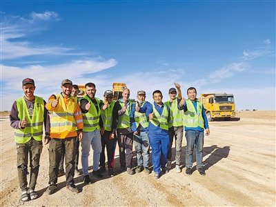 “有助于阿工业振兴和可持续发展”（共建“一带一路”·第一现场）