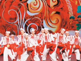 祖国内地和家乡的问候飘扬到濠江