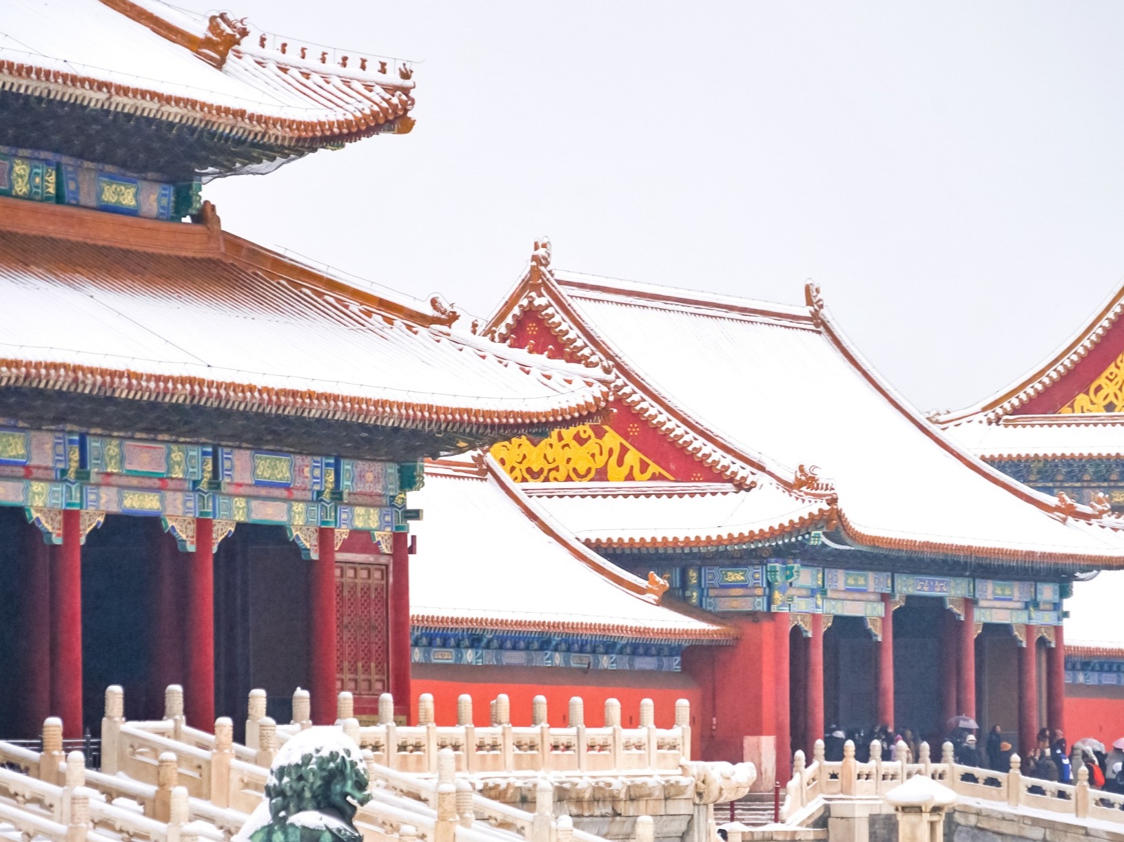 【央广时评·燃情冰雪③】冰雪文化“绽”魅力 创意与技术的新演绎