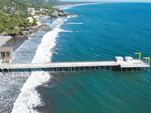 “激发当地更大的发展活力”（共创繁荣发展新时代）