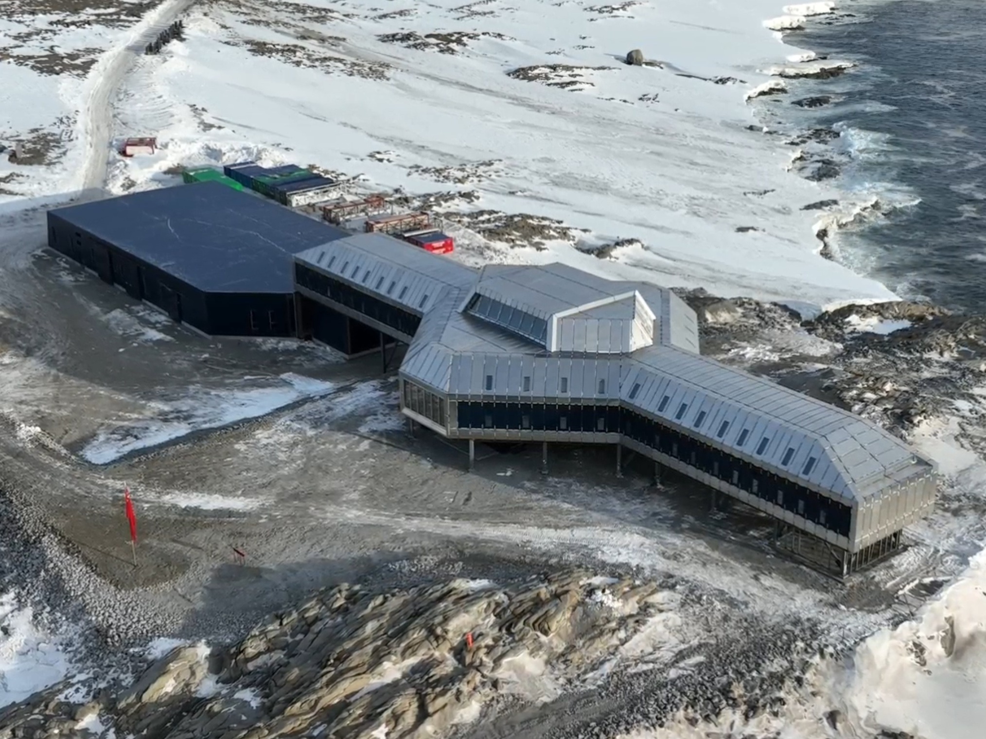 我国第五座南极考察站——秦岭站今天正式开站