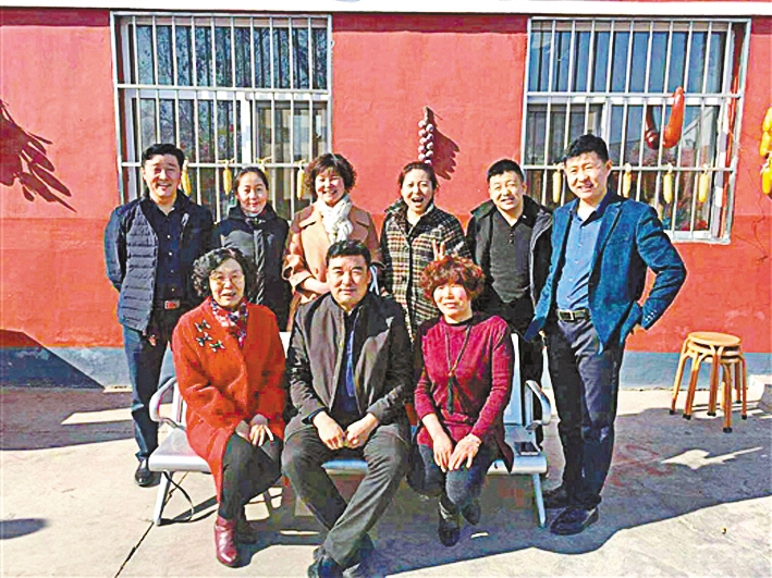 促进各民族共同团结奋斗我们同心毕力