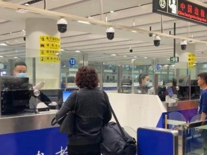 免签直航便利叠加 马来西亚旅客经昆明口岸入境数量猛增