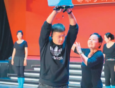 走近基层文艺工作者