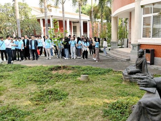 香港青年赴福建漳州交流学习：玩“偶”交友悟文化