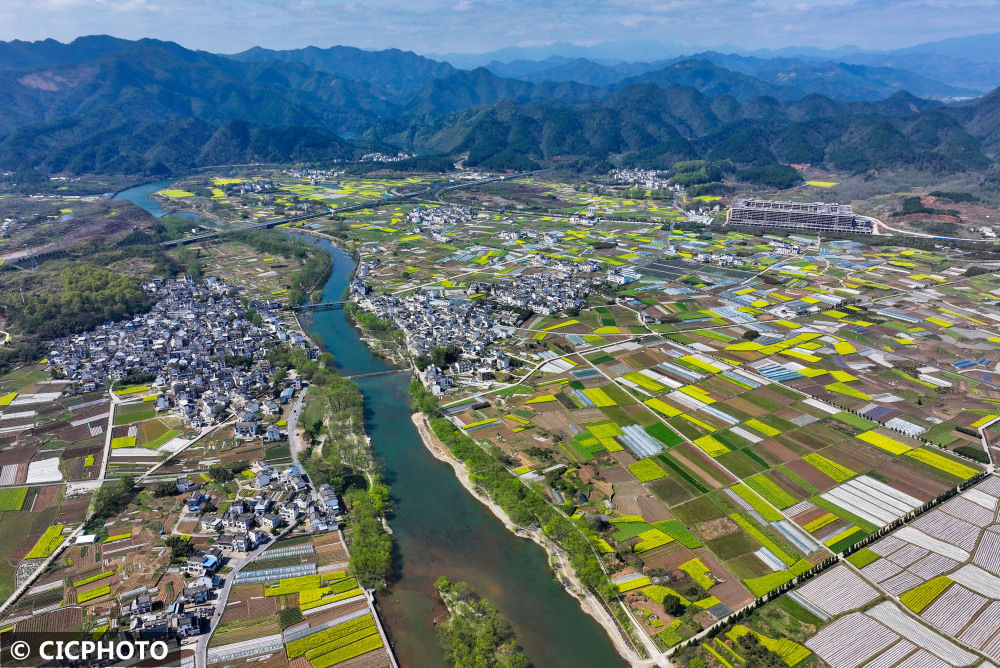 亚磊 摄↑2024年3月25日在四川省内江市东兴区田家镇正子村拍摄的景色