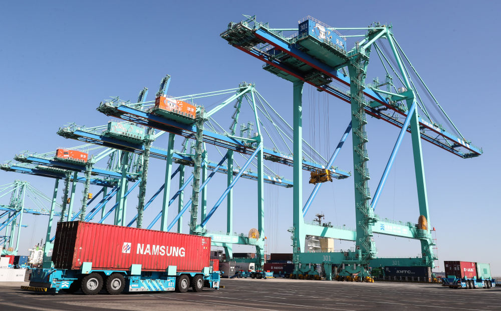 新华时评丨双赢共赢才是发展方向——全球视野下中国产能真实叙事系列评论之三