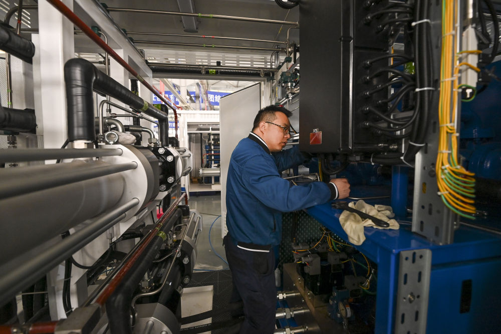 让“绿色动力”竞相迸发——山西加快发展新能源产业透视