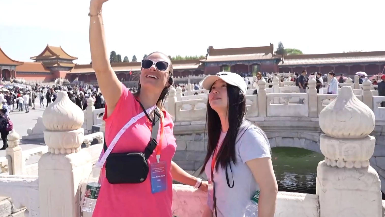 登长城、逛故宫 中美学生结对打卡中国文化地标收获新知识！