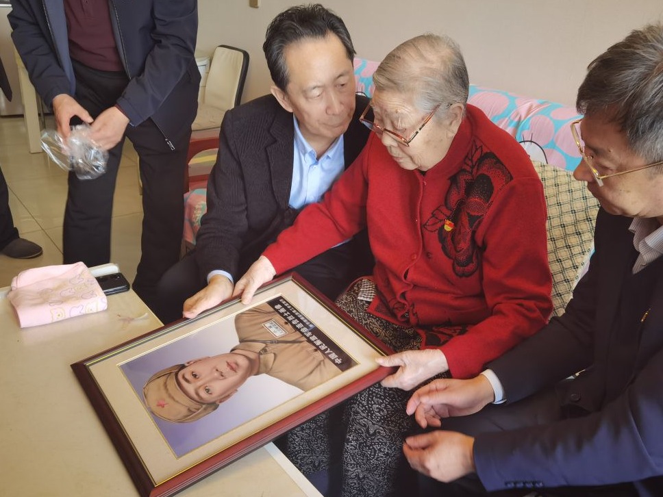 见“画”如晤——70多年的等待和“重逢”