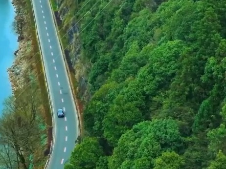 “五一”出游热度飙升 各地文旅消费“多点开花”激活假日经济新活力