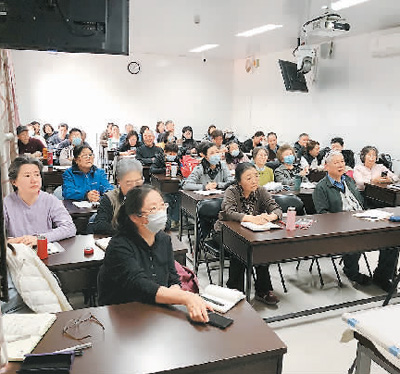 银龄生活“有知有味”