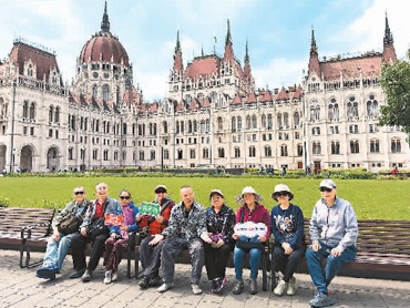 中国游客赴欧洲游热情高涨