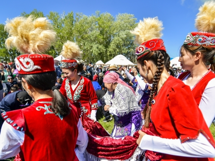 【这个城市有点潮】阿勒泰：从夏牧场出发，探寻北疆之北的人间仙境