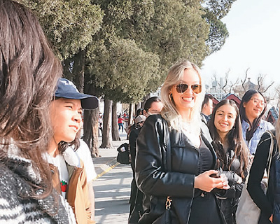 走进中国校园 共话中美友好（环球热点）