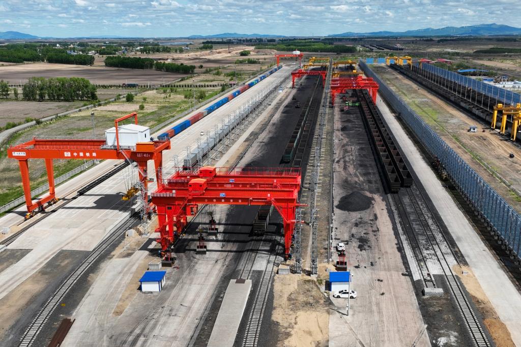 中欧班列“东通道”佳木斯至同江铁路改造工程开工