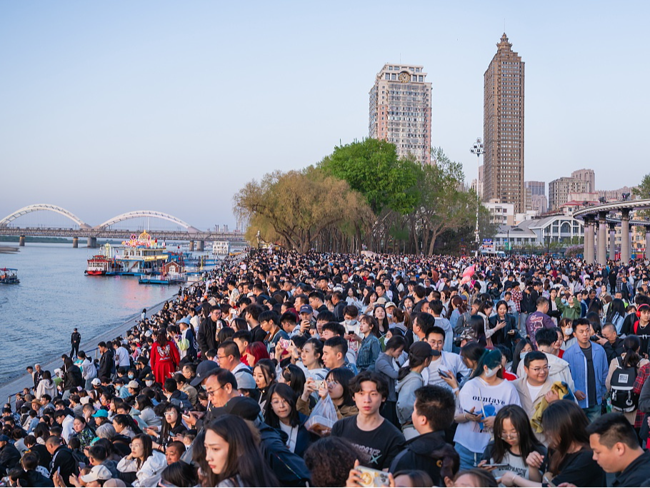 中国经济信心说丨“五一”文旅多点开花，假日经济谋得发展增量