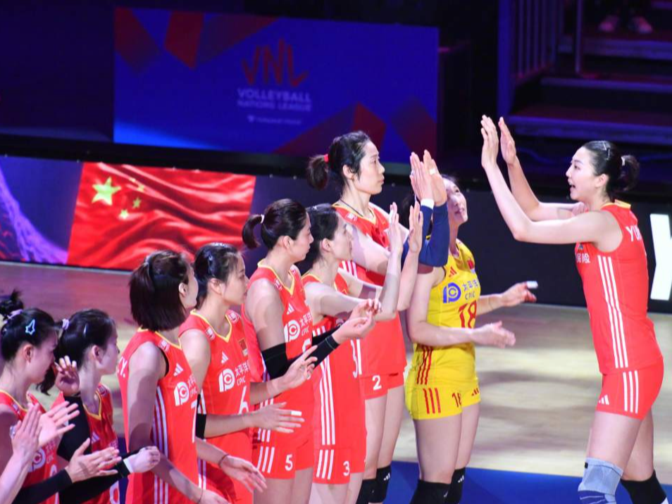 世联赛中国香港站开门红！中国女排3比0战胜保加利亚队