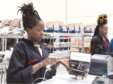 海外仓助力跨境物流高效畅通（环球热点）