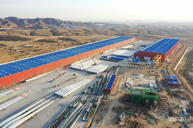 【万千气象看中国·北疆绿潮奔涌】一片风叶掀起“能源风浪”