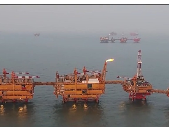 我国最大海上自营油田累产原油突破1亿吨