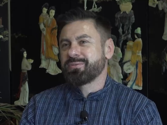 “我们等待这个消息很久了” 波兰各界欢迎中国试行免签政策