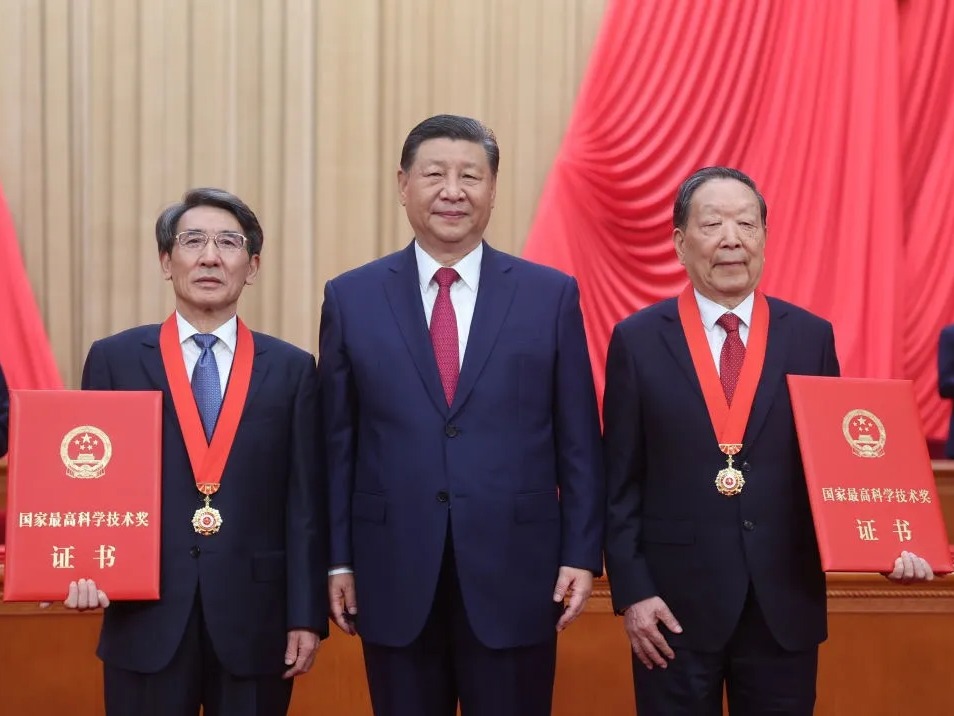 【学习小组】“玩卫星”院士和“7-11”院士