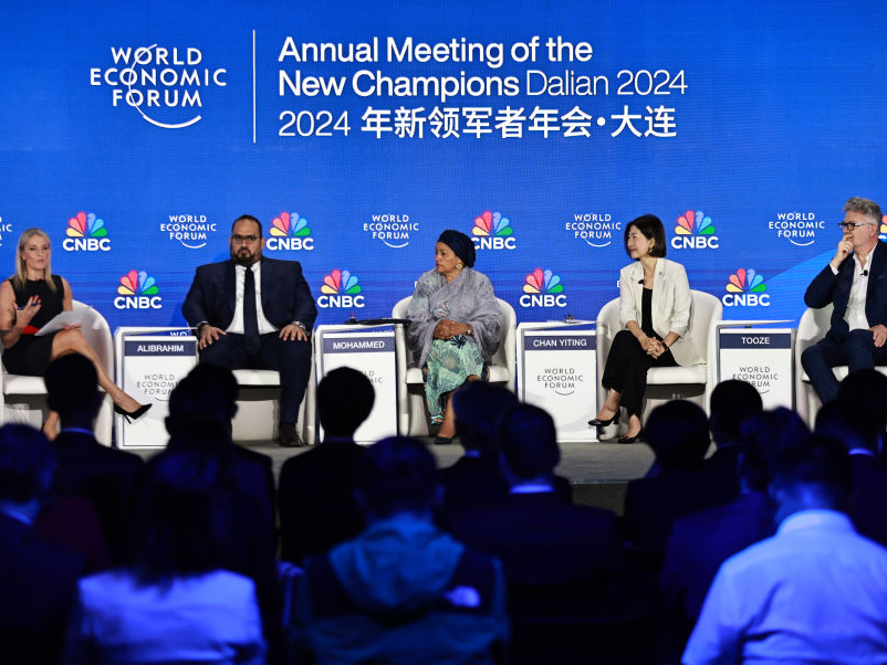 财经聚焦｜人工智能·绿色转型·开放合作——2024夏季达沃斯论坛观察