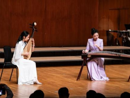 香港青年古筝演奏家马航：中西结合促传播 成立学会助传承