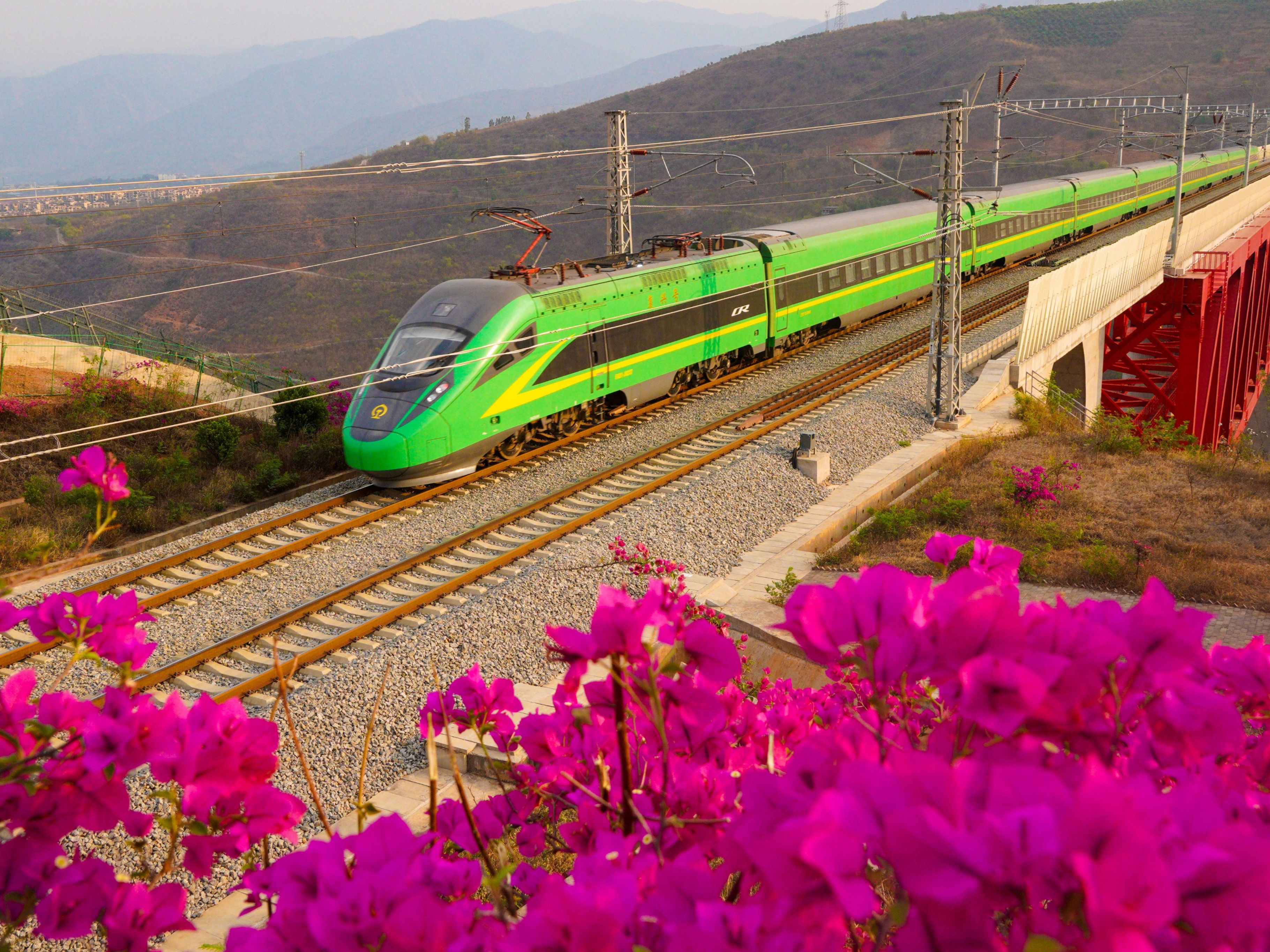 突破10000列！今年前5个月中老铁路发送旅客872万人次