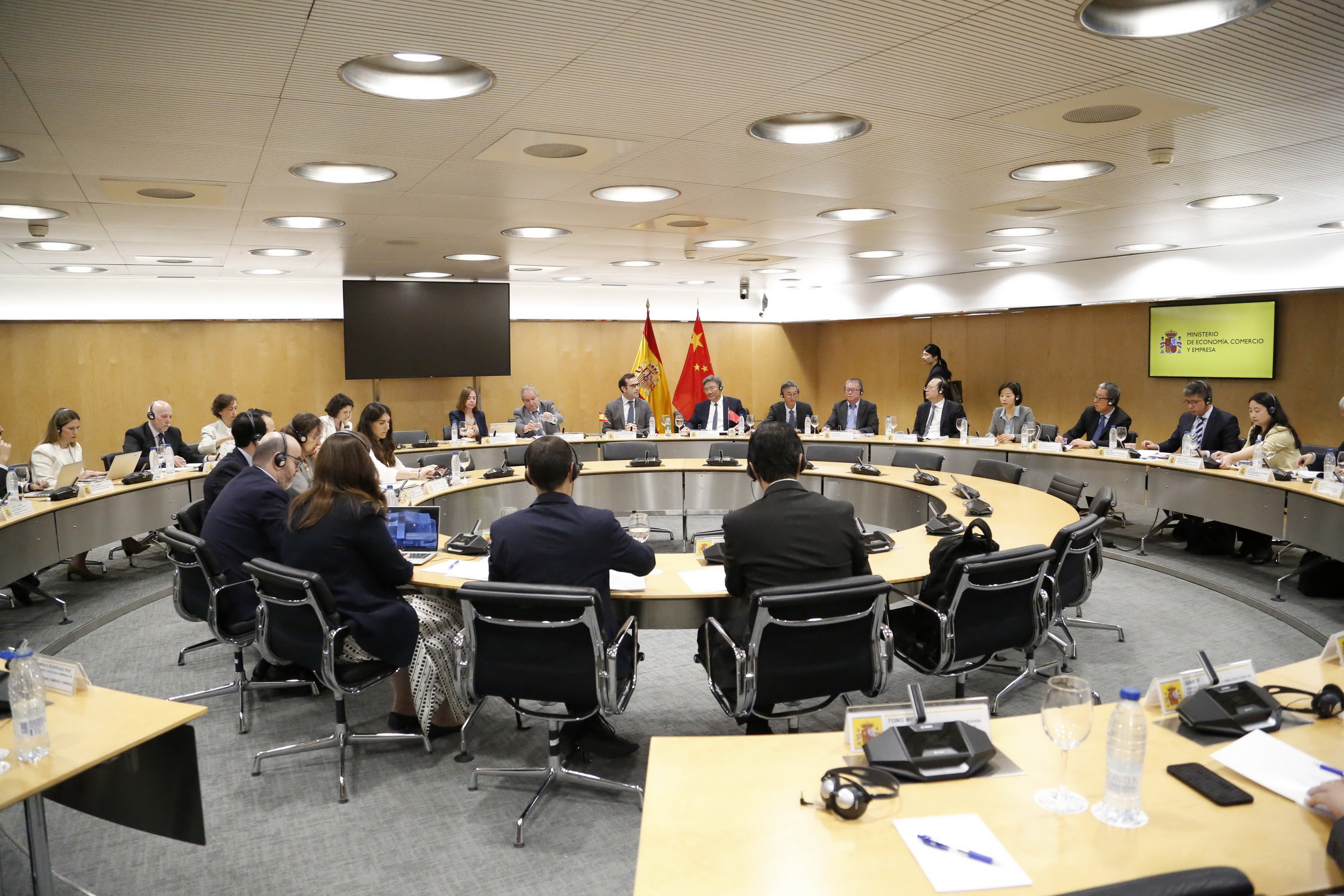 中国—西班牙经济工业合作混委会第29次会议在马德里召开