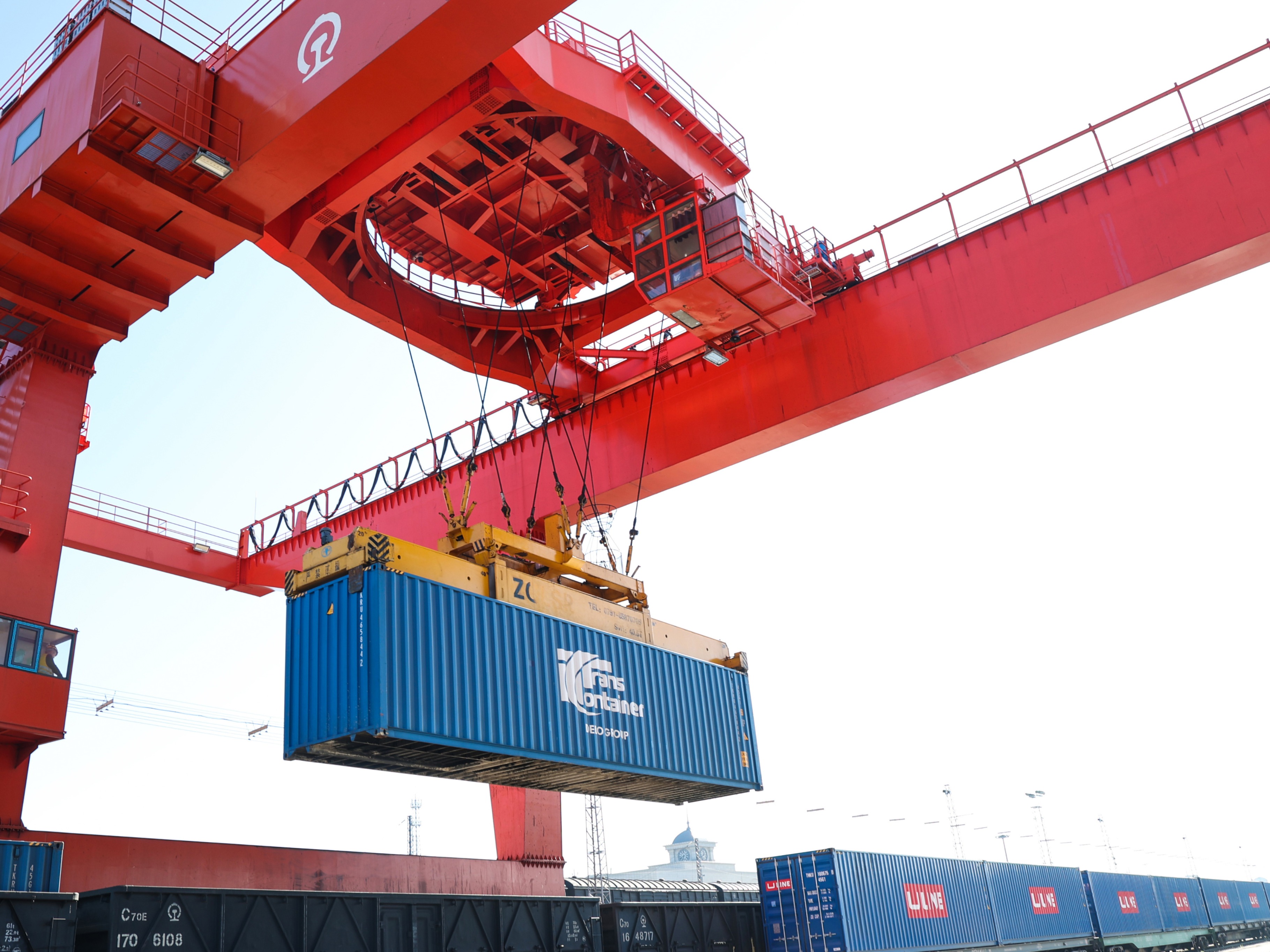 “跑”出加速度 绥芬河口岸中欧班列开行突破3000列