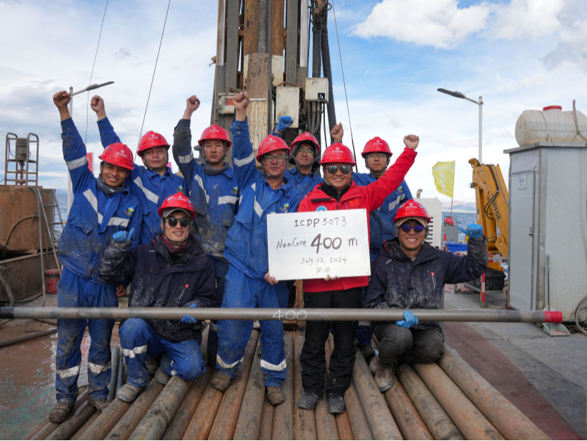 问记者｜为什么要在纳木错“挖取”湖泊岩芯？