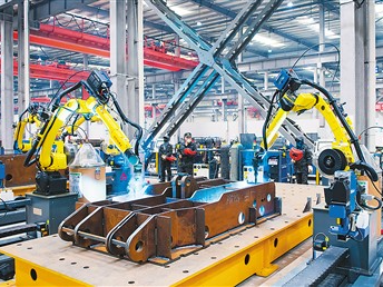 中国经济运行总体平稳（锐财经·年中经济观察①）