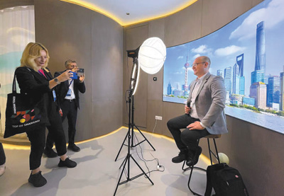 “让更多人了解中国的发展变化”