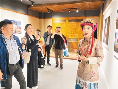 川西藏乡展开和谐美丽新画卷