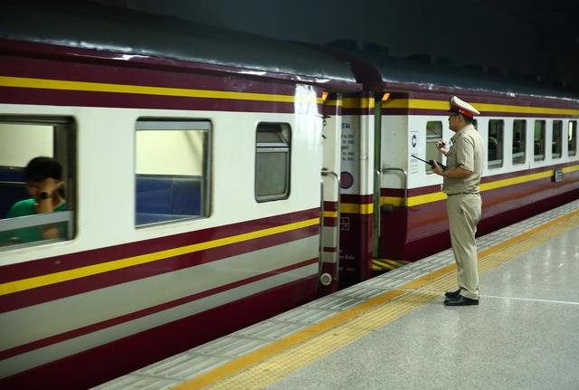 一车达万象 出行新选择——泰老跨境铁路首发客列见闻