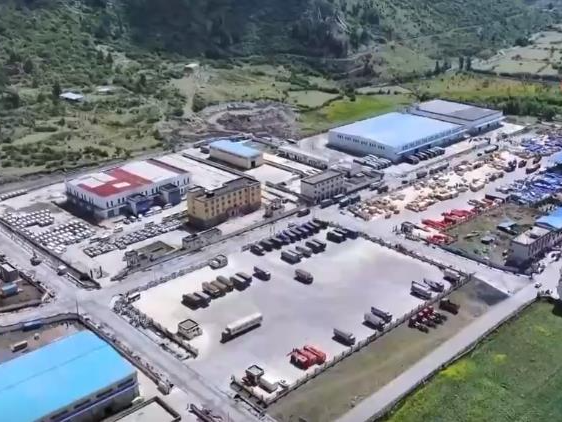 口岸过货忙 外贸势头旺 中国高水平对外开放涌动澎湃活力